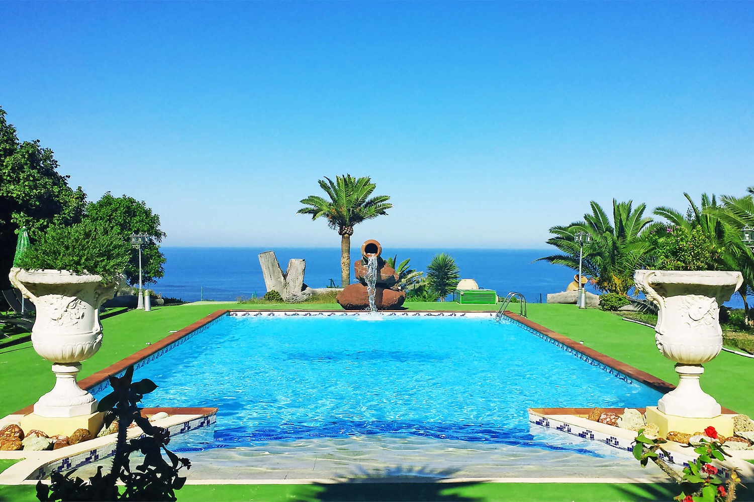 Idílica casa de vacaciones en el campo con jardín, terraza cubierta, árboles frutales y piscina privada en el norte de Gran Canaria