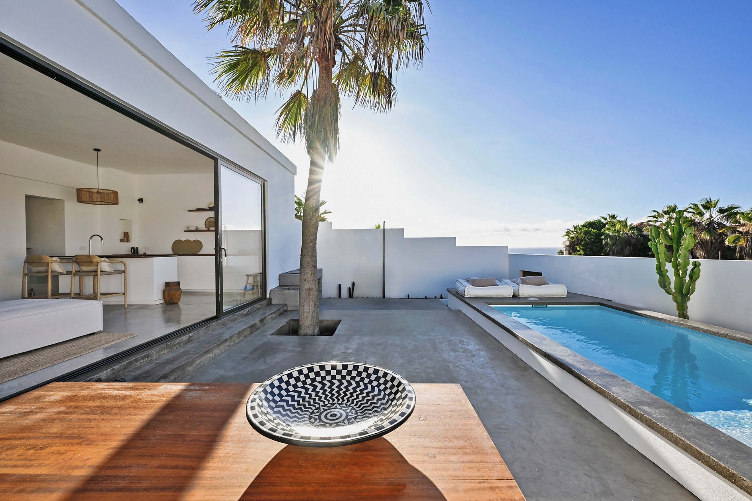 Ein stilvoller Rückzugsort voller Licht, Design und unvergesslicher Urlaubsmomente auf Fuerteventura.